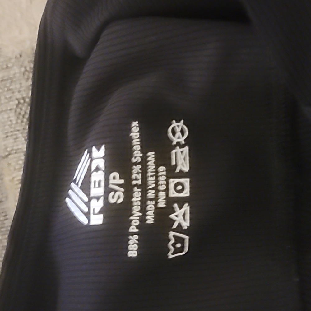 3 BRANDS OF LEGGINGS BUNDLED - Picture 8 of 8